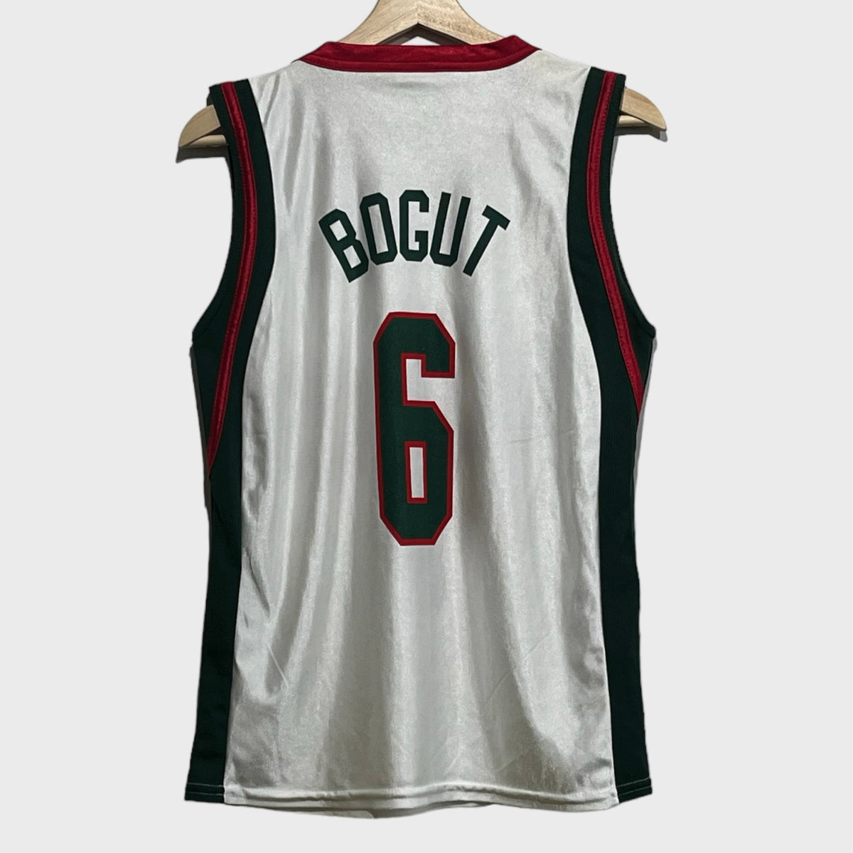 Andrew Bogut Milwaukee Bucks Jersey Youth XL – Laundry