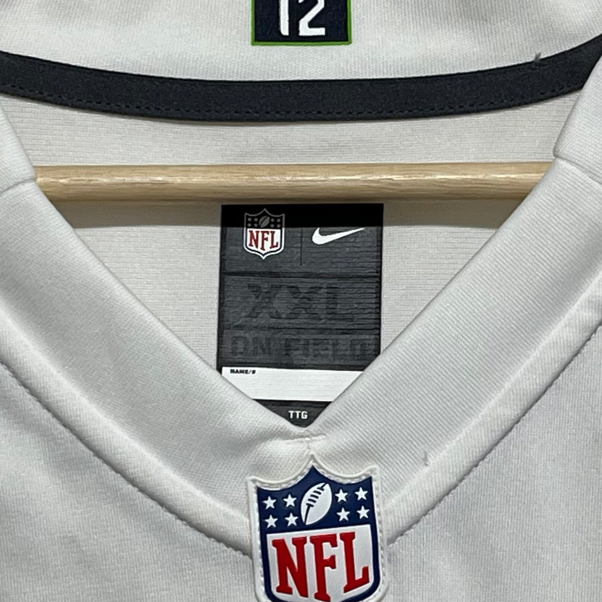 DK Metcalf Seattle Seahawks Jersey RFLCTV M – Laundry