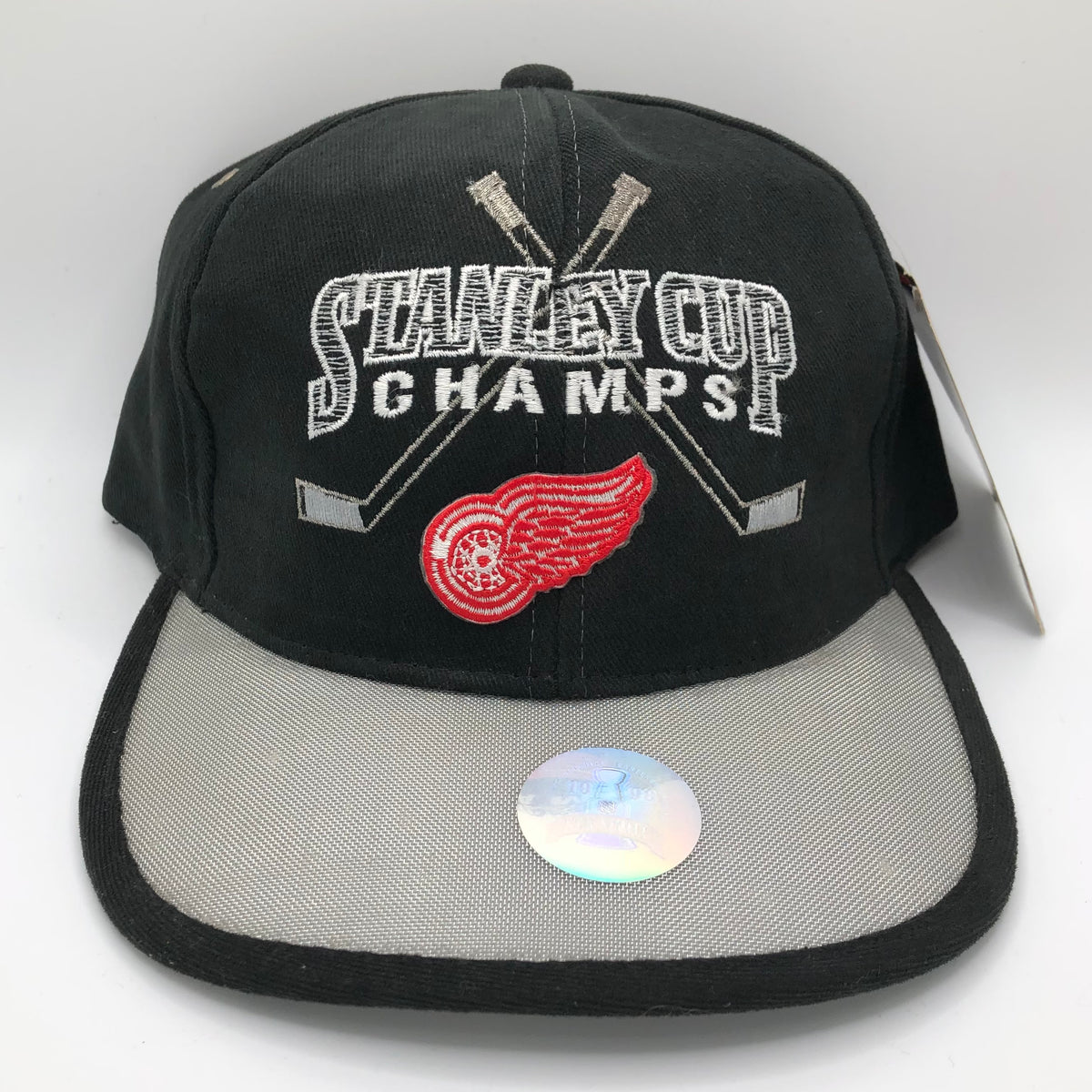 Vintage Detroit Red Wings 1998 Stanley Cup Champions Leather Strapback Hat  Cap