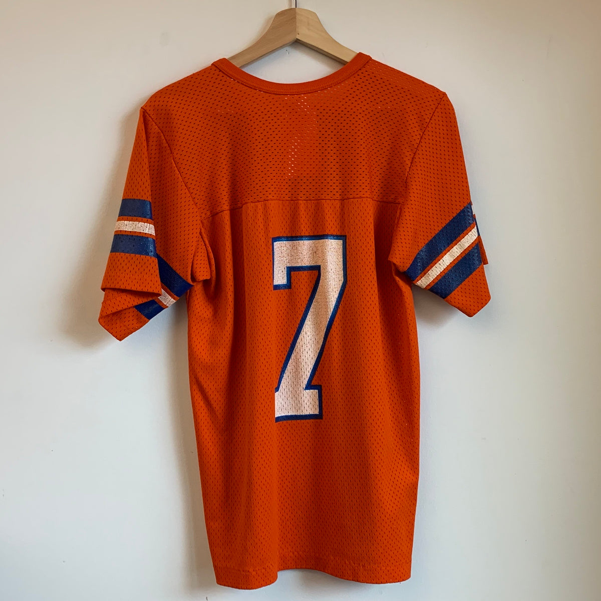 John Elway Denver Broncos Vintage 90's Wilson NFL Football Jersey 42 –  Rare_Wear_Attire