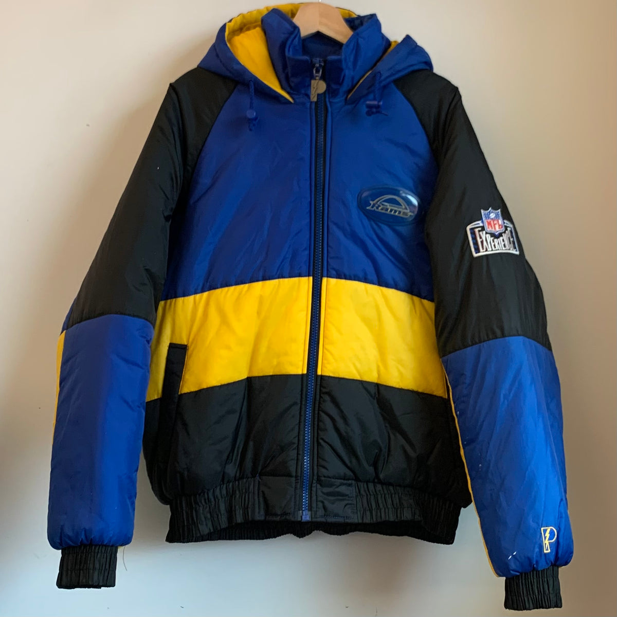 Vintage St. Louis Rams Jacket Parka Pro Player L – Laundry