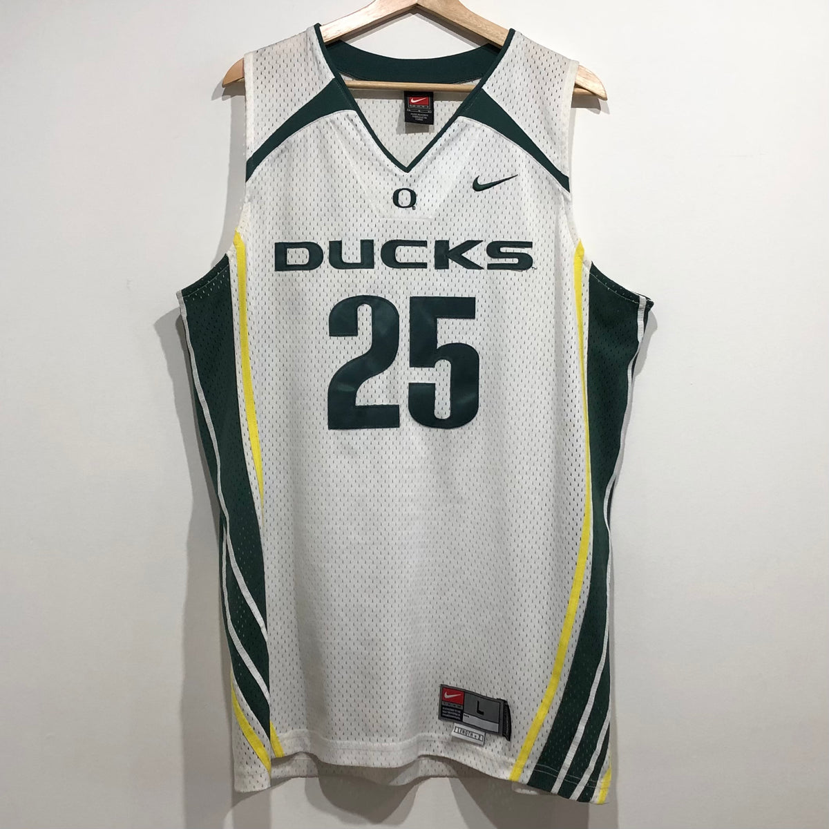 Oregon duck basketball deals jersey