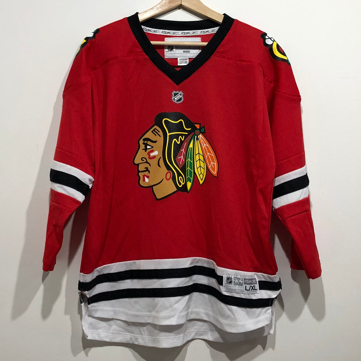 CCM Chicago Blackhawks Black NHL Fan Apparel & Souvenirs for sale