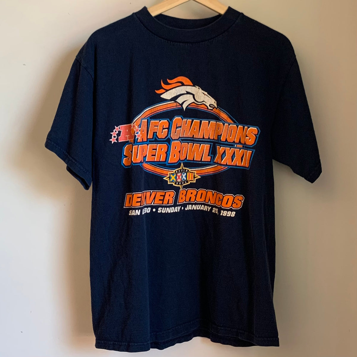 Vintage Denver Broncos Shirt M Orange 80s Logo 7 Super Bowl NFL Half Sleeve