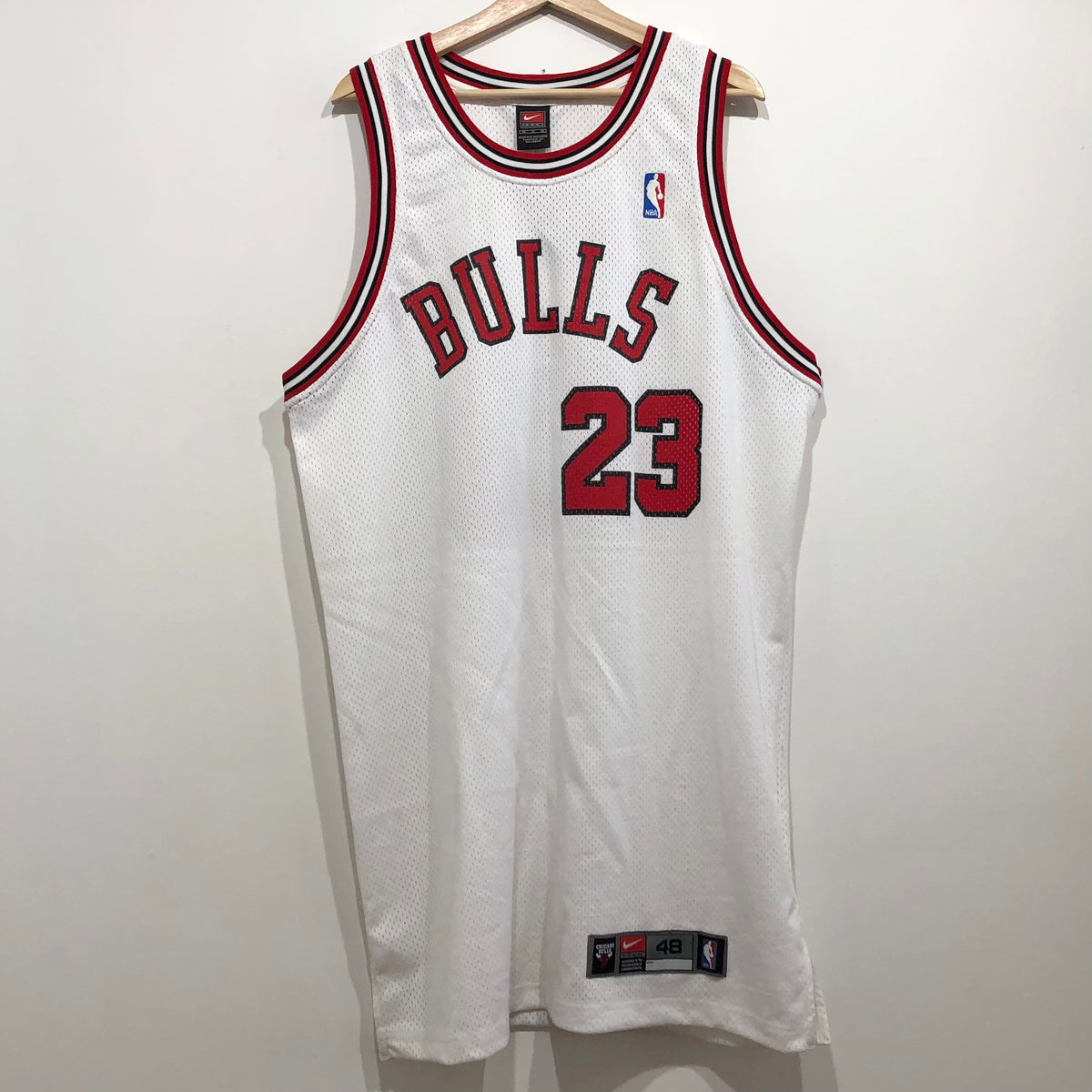 Authentic Nike Michael Jordan NBA Bulls Jersey Pin-Stripe Flight