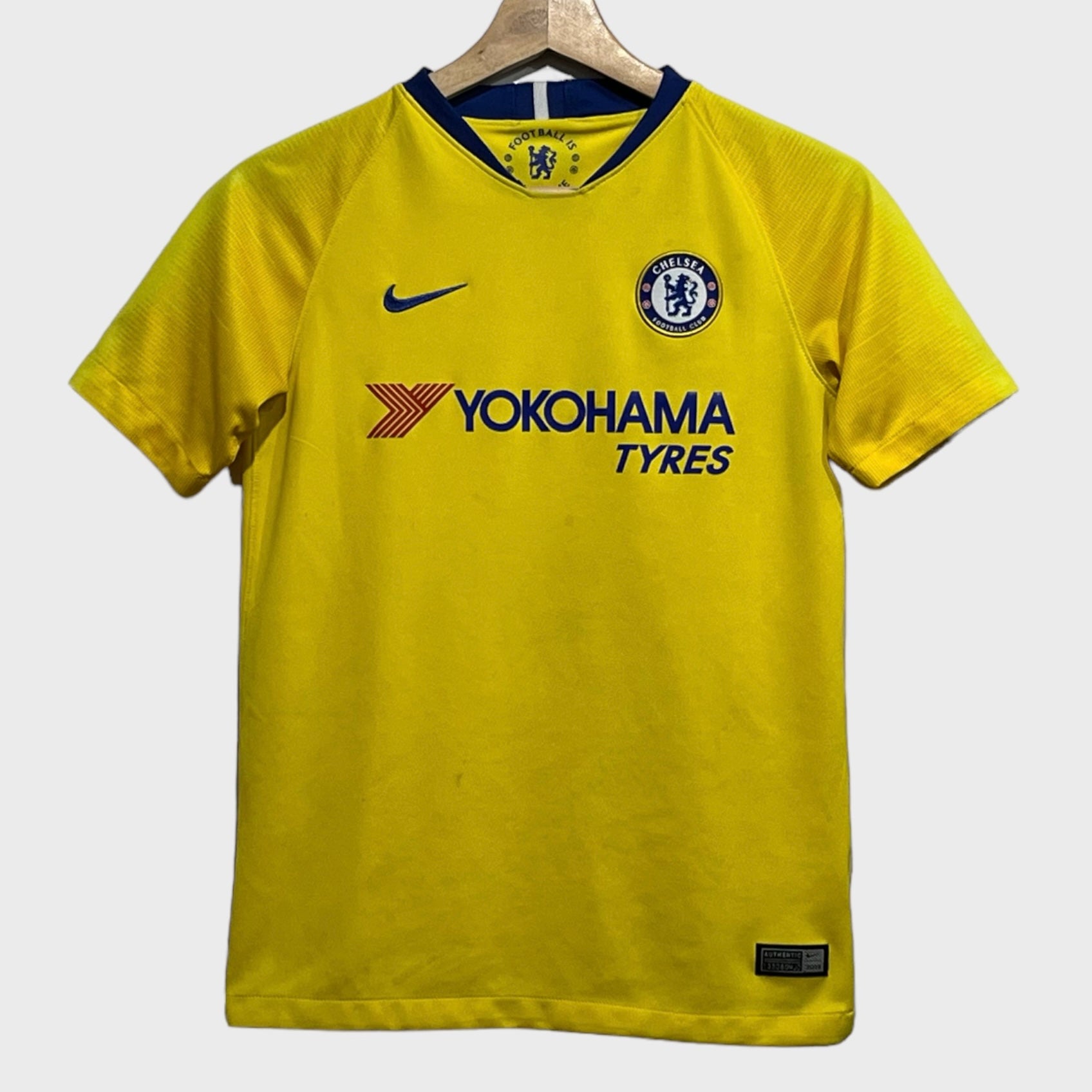 2018 19 Chelsea Away Jersey Youth L Laundry