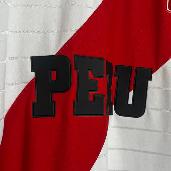 Vintage Peru Home Soccer Jersey XL