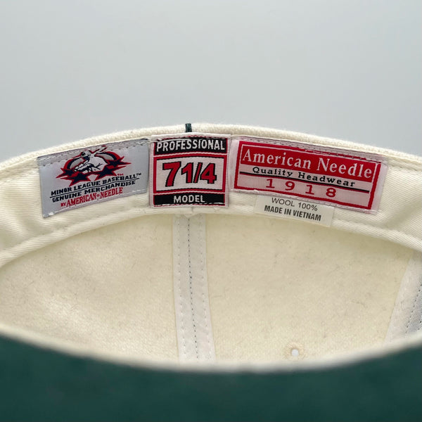 Vintage Oakland Oaks Baseball Fitted Hat 7 1/4