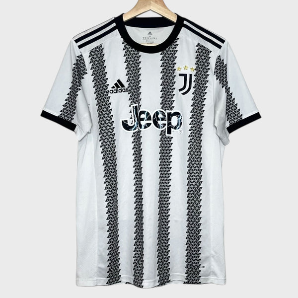 Juventus 2022/23 Home Soccer Jersey M