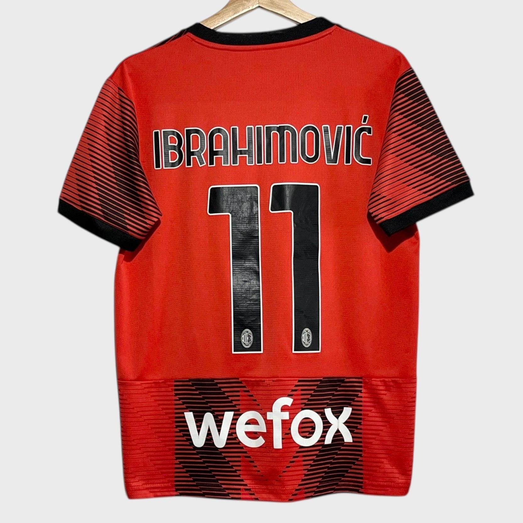 Zlatan Ibrahimovic AC Milan 2023/24 Home Soccer Jersey S