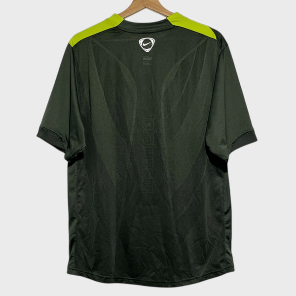 Vintage Nike Total 90 Soccer Training Jersey M