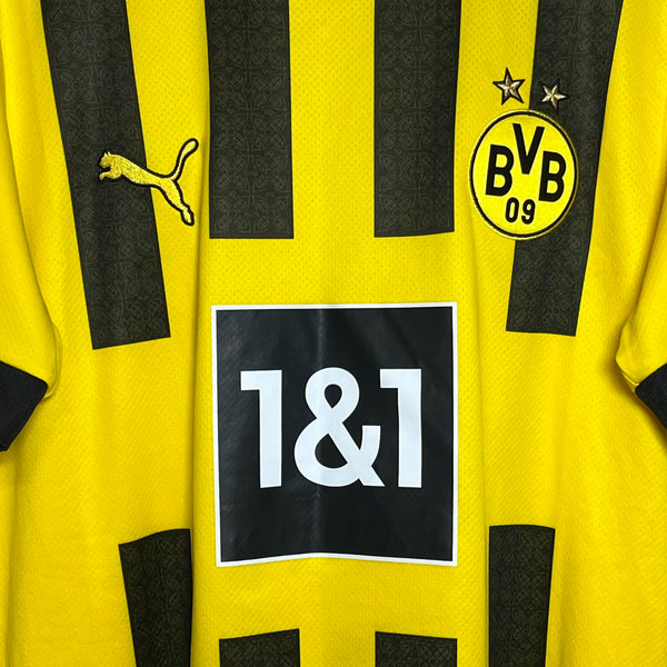 Borussia Dortmund 2022/23 Home Soccer Jersey M