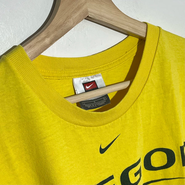 Vintage 2000s Oregon Ducks Football Center Swoosh Tee Shirt L
