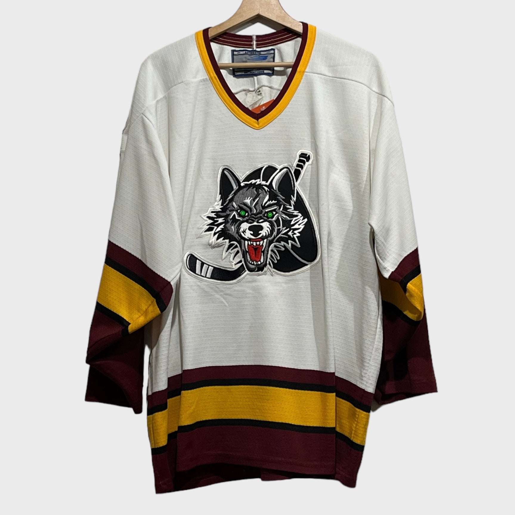 Vintage Chicago Wolves Jersey M