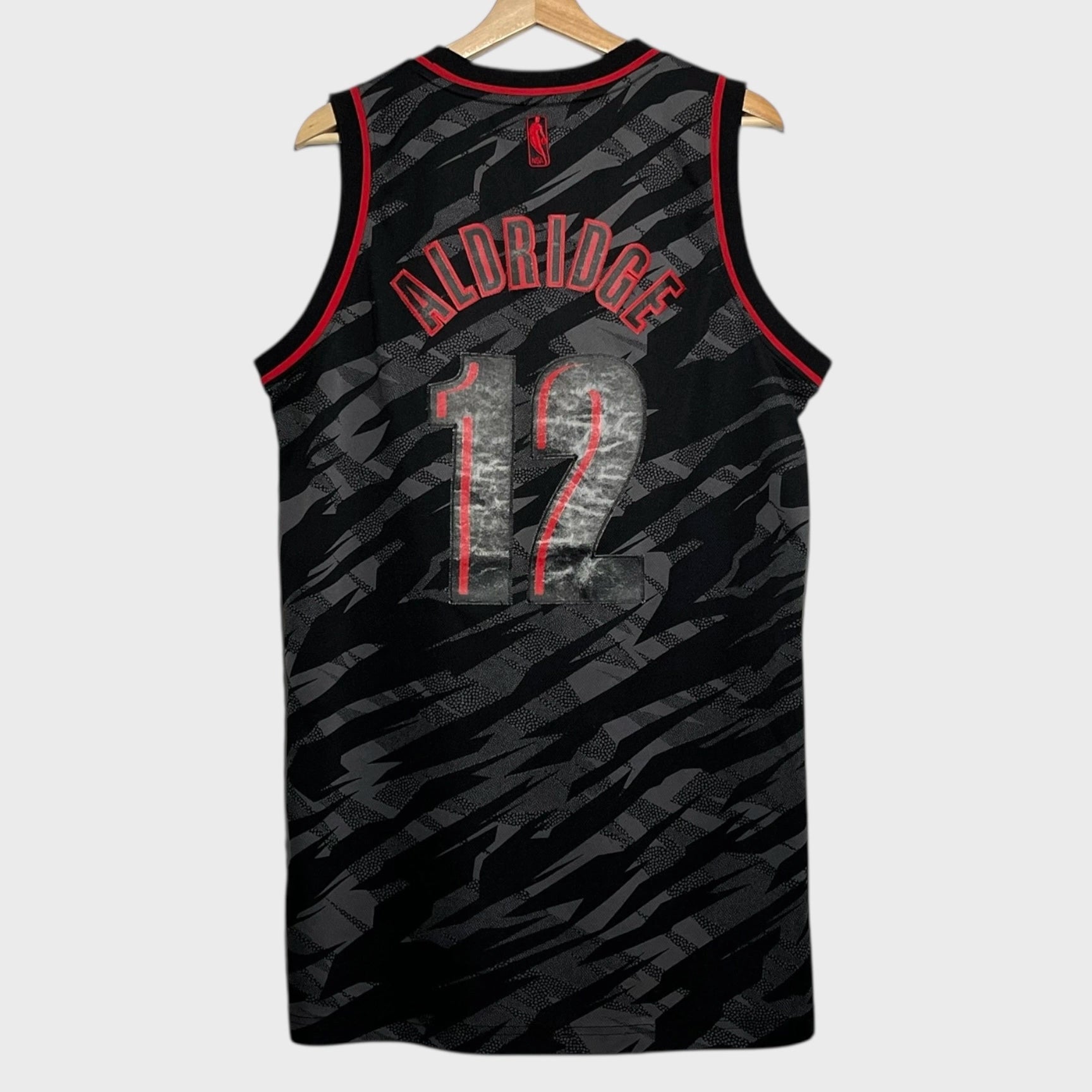 LaMarcus Aldridge Portland Trail Blazers Limited Edition Basketball Jersey M
