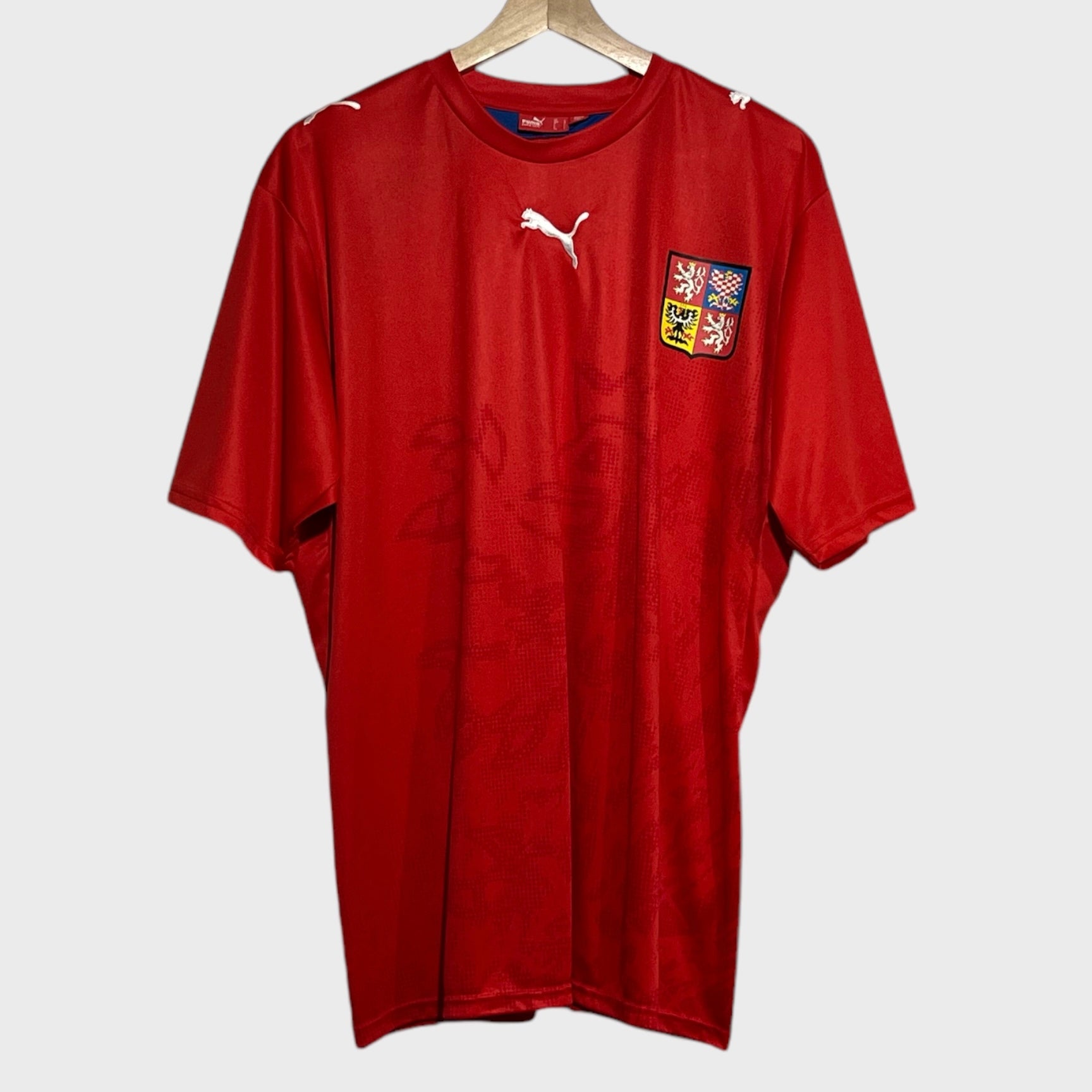 2006/07 Czech Republic Home Soccer Jersey L