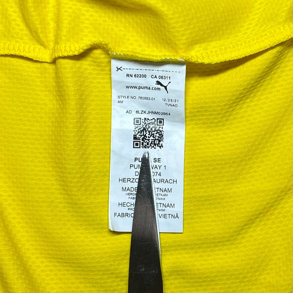 Borussia Dortmund 2022/23 Home Soccer Jersey M
