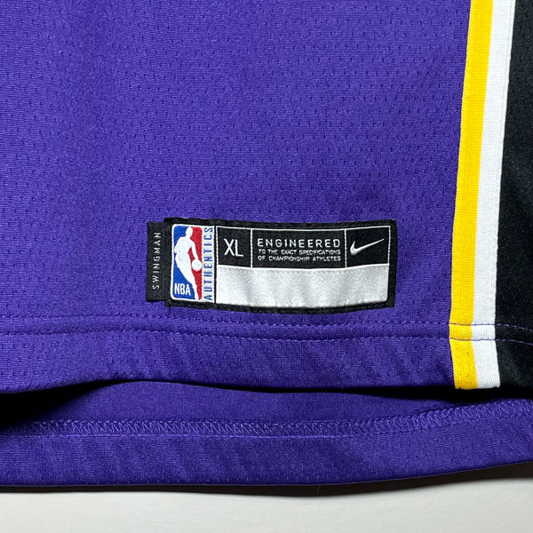 LeBron James Los Angeles Lakers Basketball Jersey Youth XL