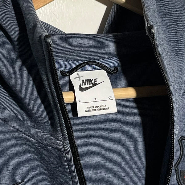Nike FC Barcelona Blue Cropped Tech Fleece Hoodie Sweatshirt Jacket Women’s Laundry PDX
