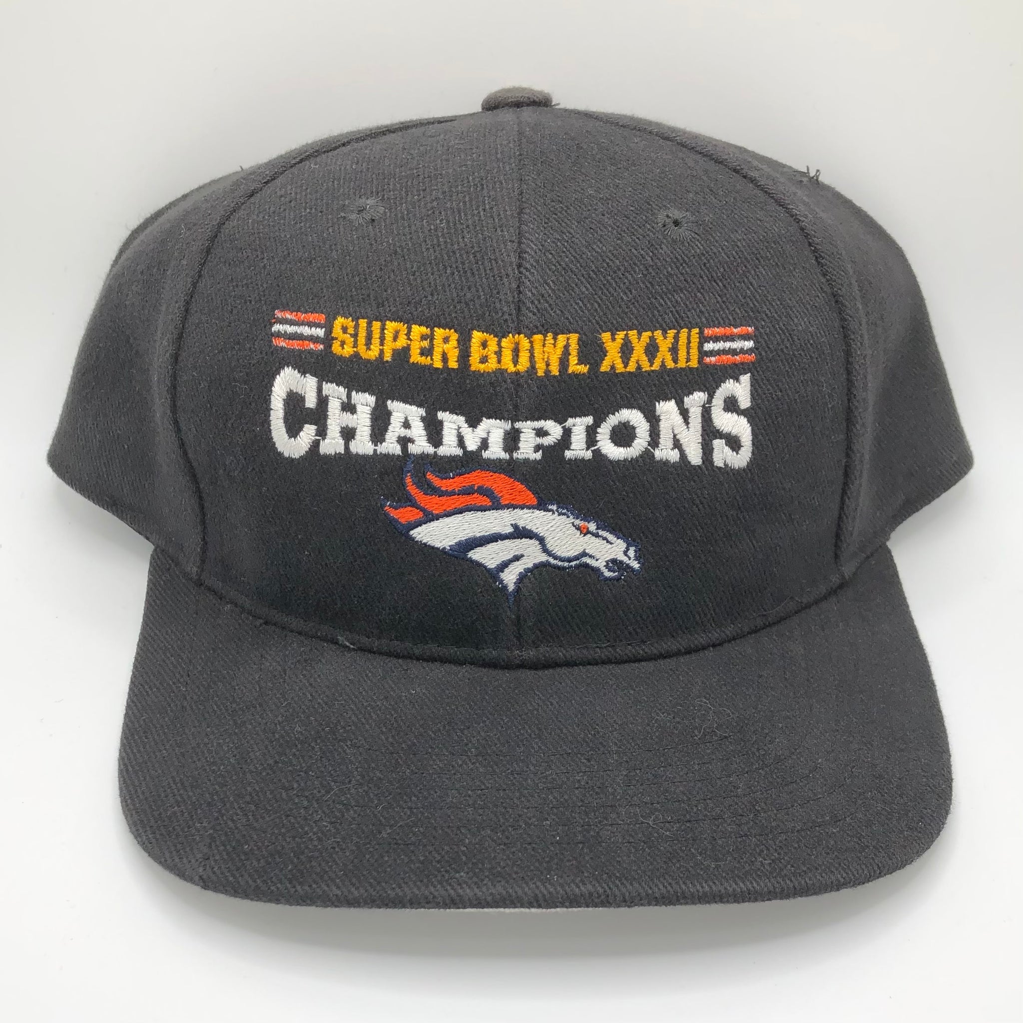 Vintage Denver Broncos Strapback Hat Super Bowl XXXII Champions