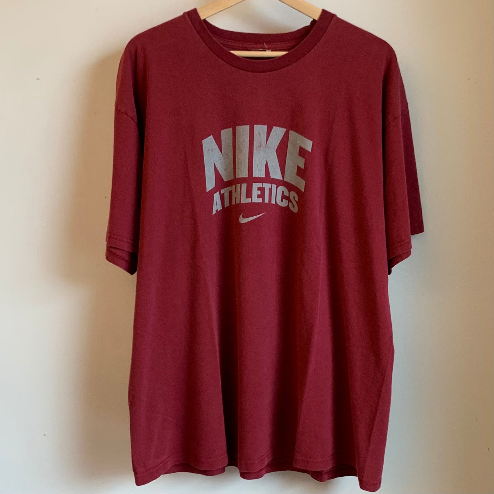 Vintage Nike Athletics Shirt L