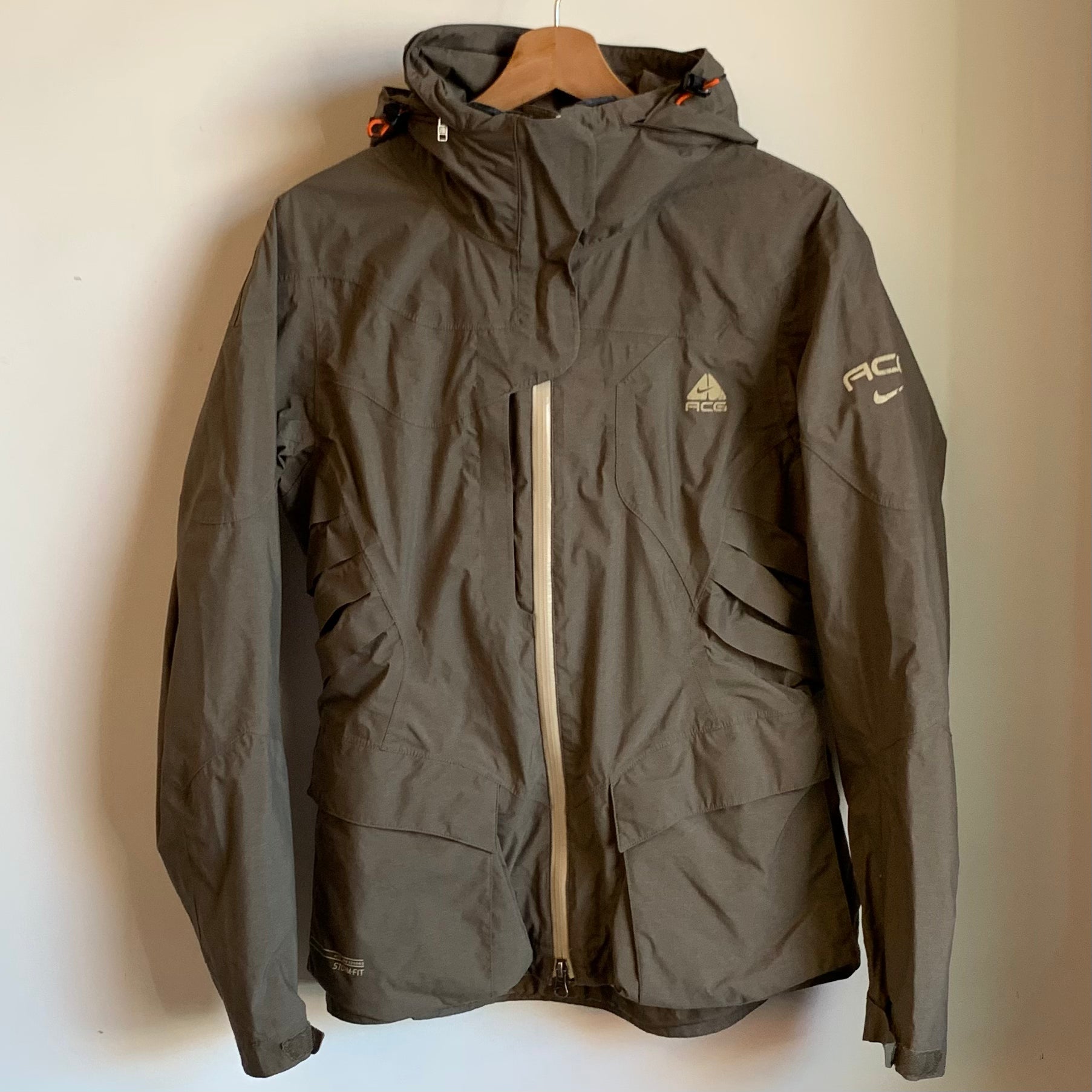 Vintage Nike ACG Jacket Parka Women s M Laundry