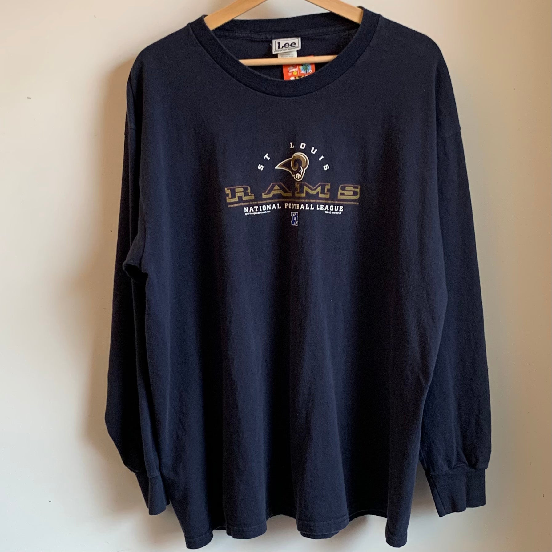 Series Six Company Vintage St. Louis Baseball Player Short Sleeve Unisex T-Shirt - Blue XL