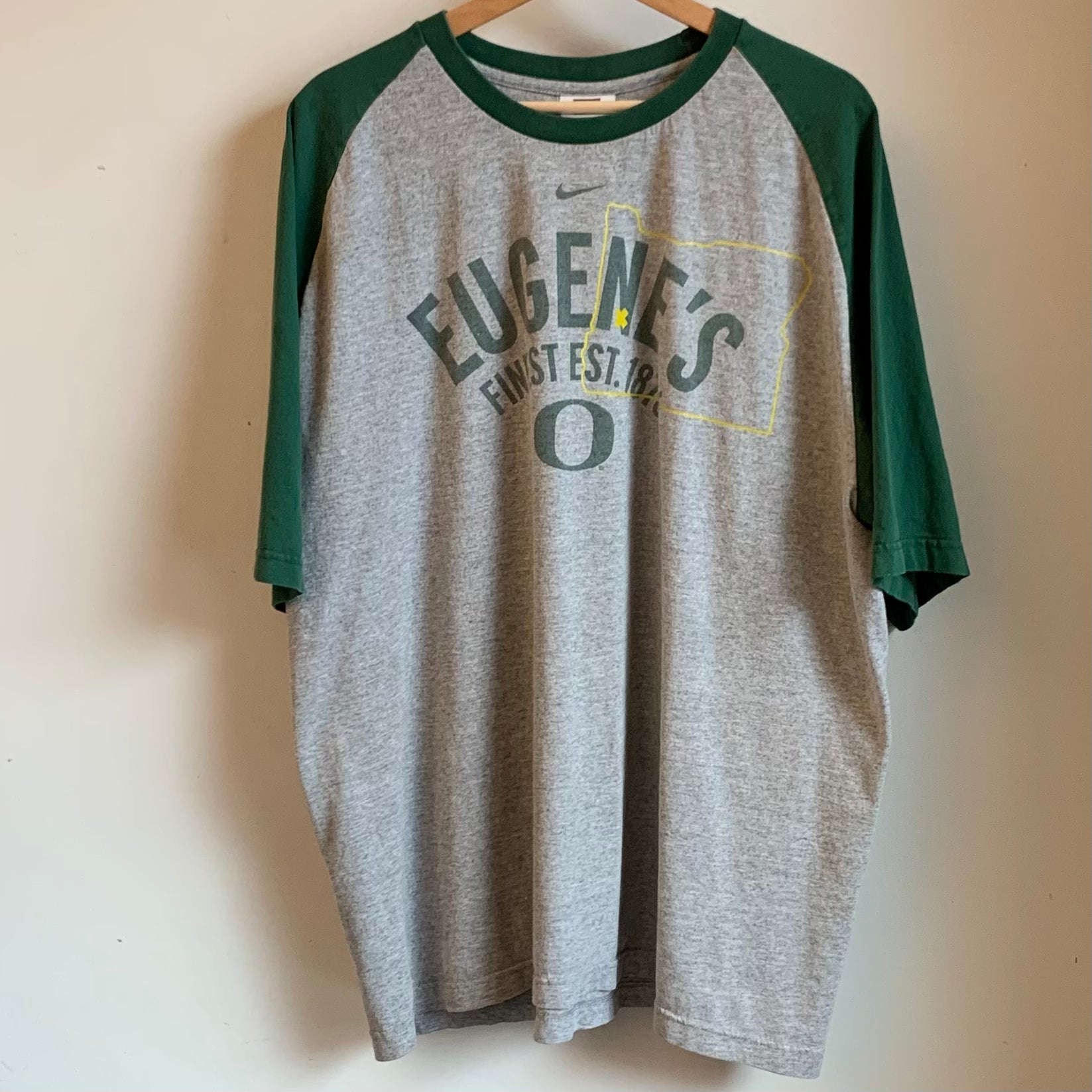 Vintage Oregon Ducks Shirt Eugene’s Finest XL