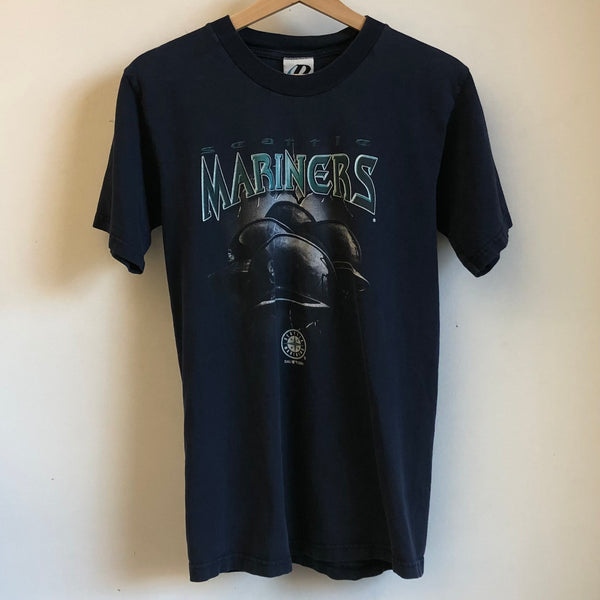 2001 Dynasty Seattle Mariners Helmets Tee Shirt