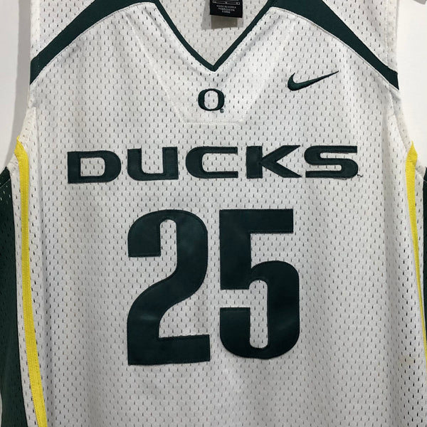 Vintage Oregon Ducks Basketball Jersey L