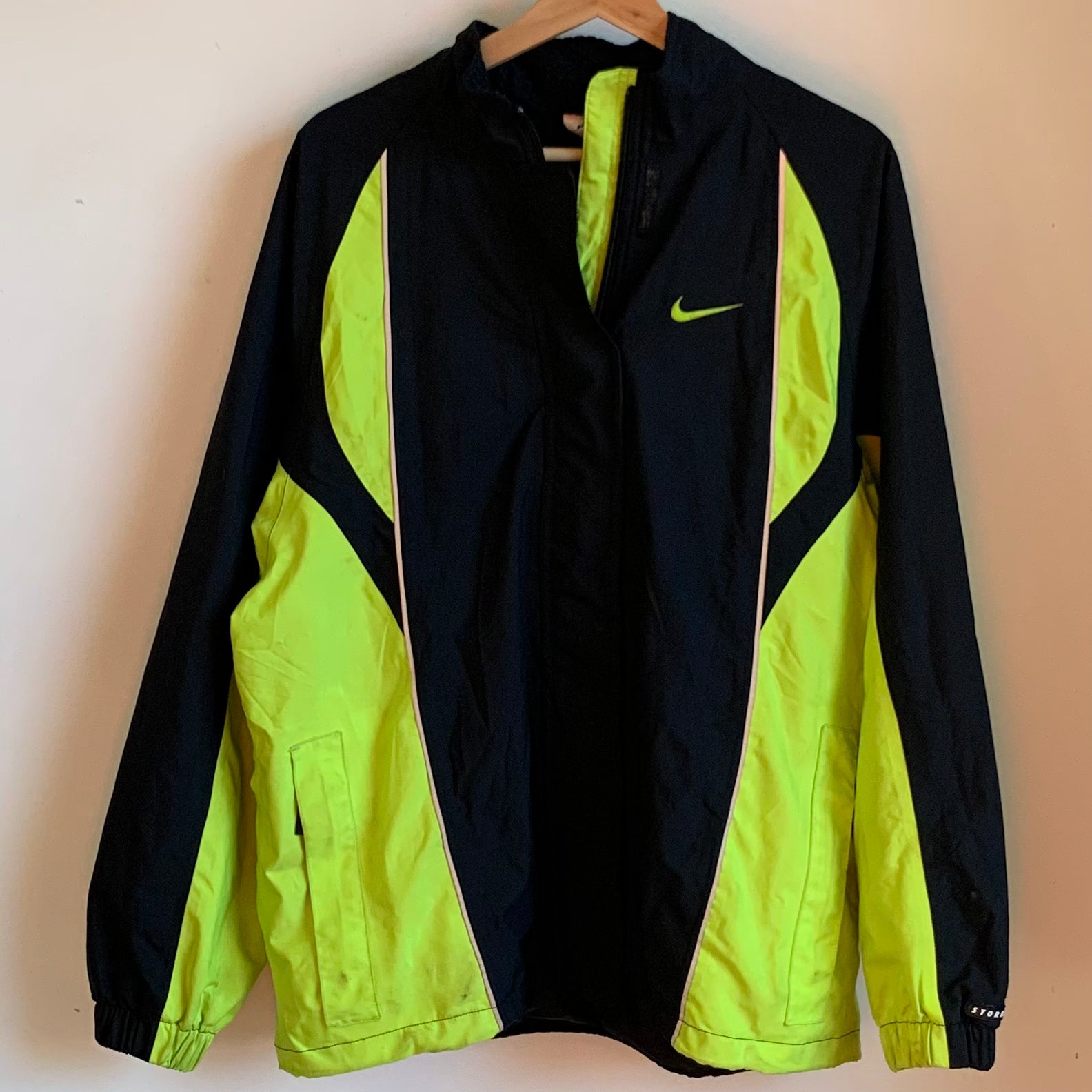 Nike windbreaker 2025 vintage womens