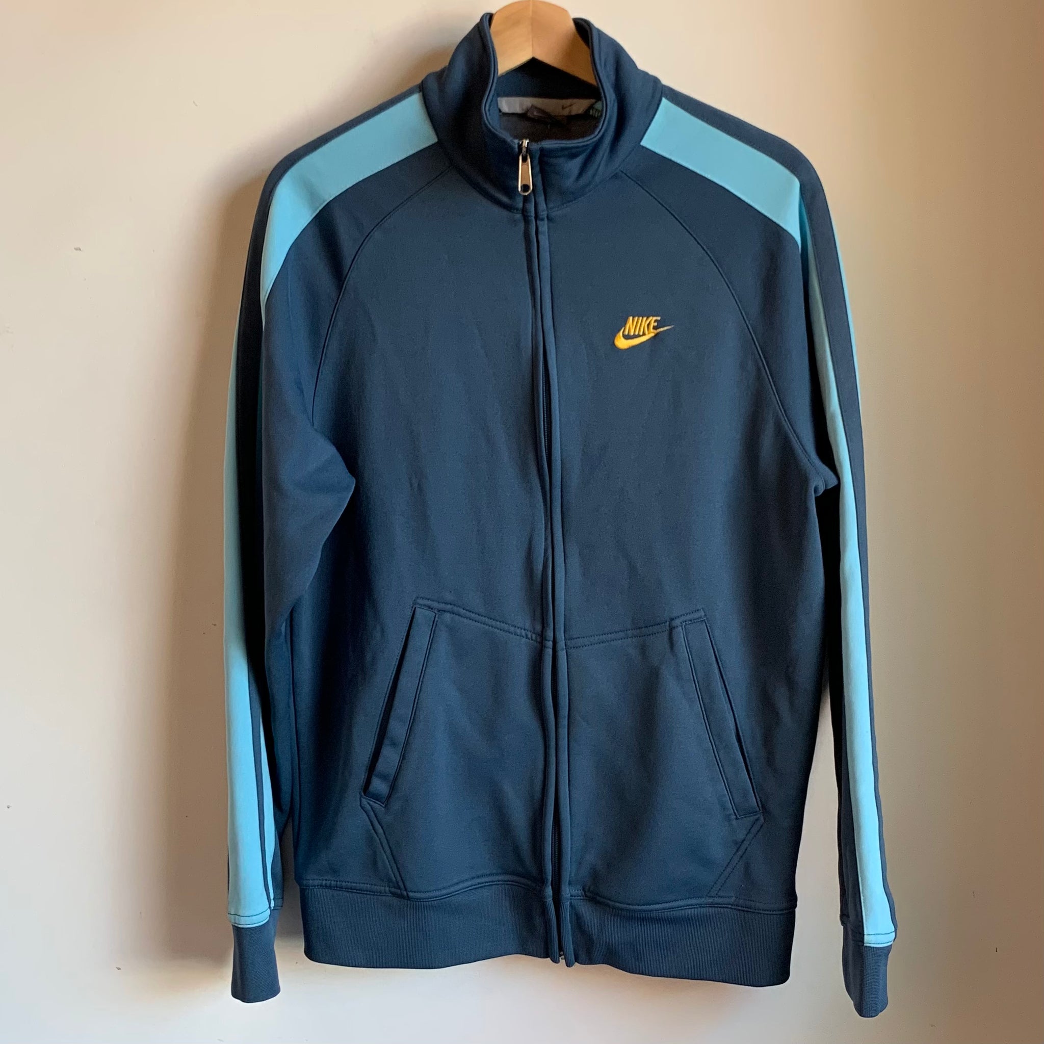 Blue nike discount track jacket