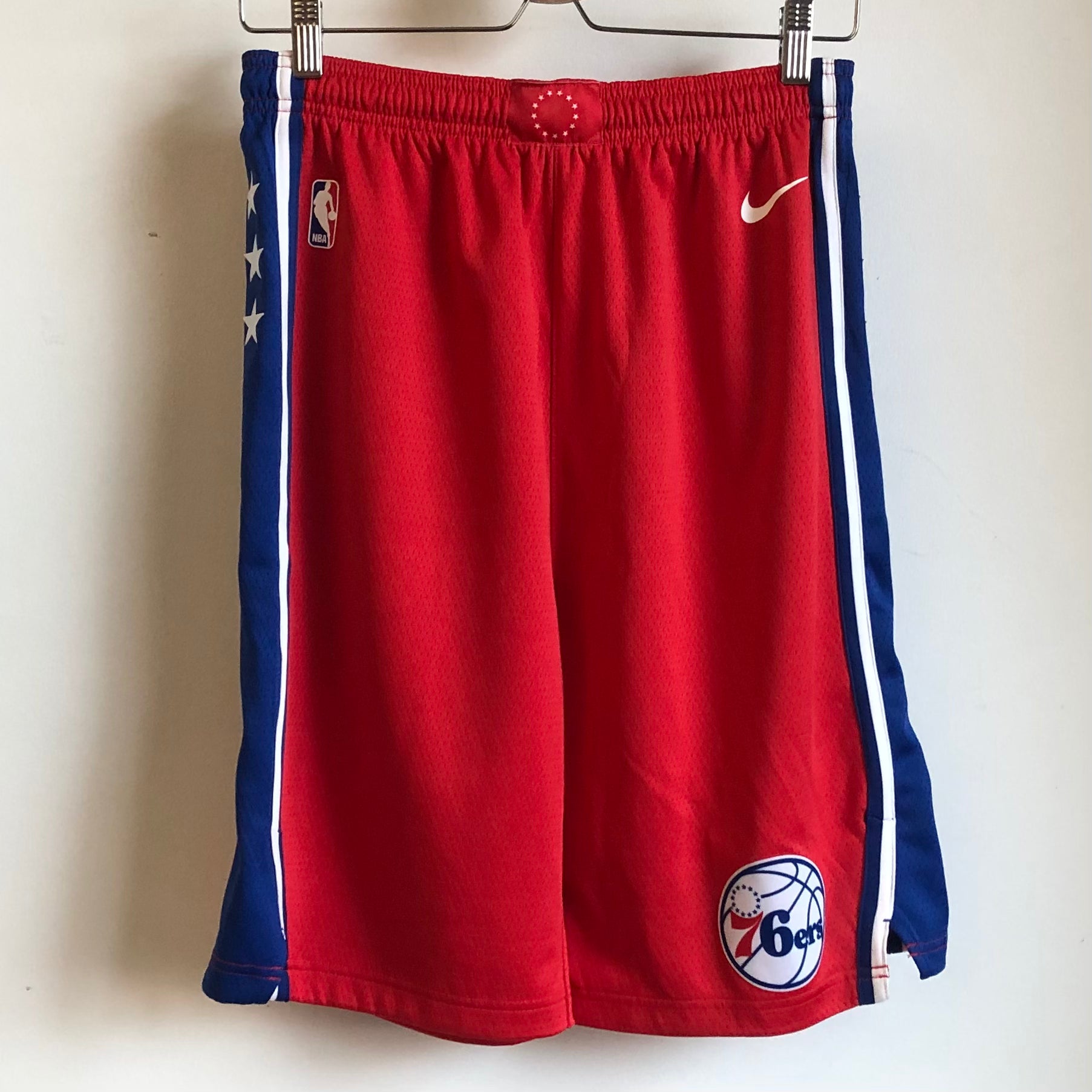 Philadelphia 76ers Shorts Nike Youth XL Laundry
