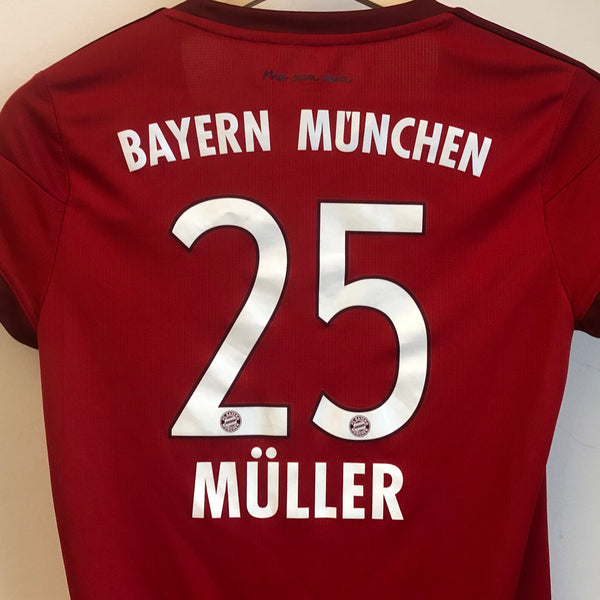 2015 Thomas Muller Bayern Munich Jersey Women’s S