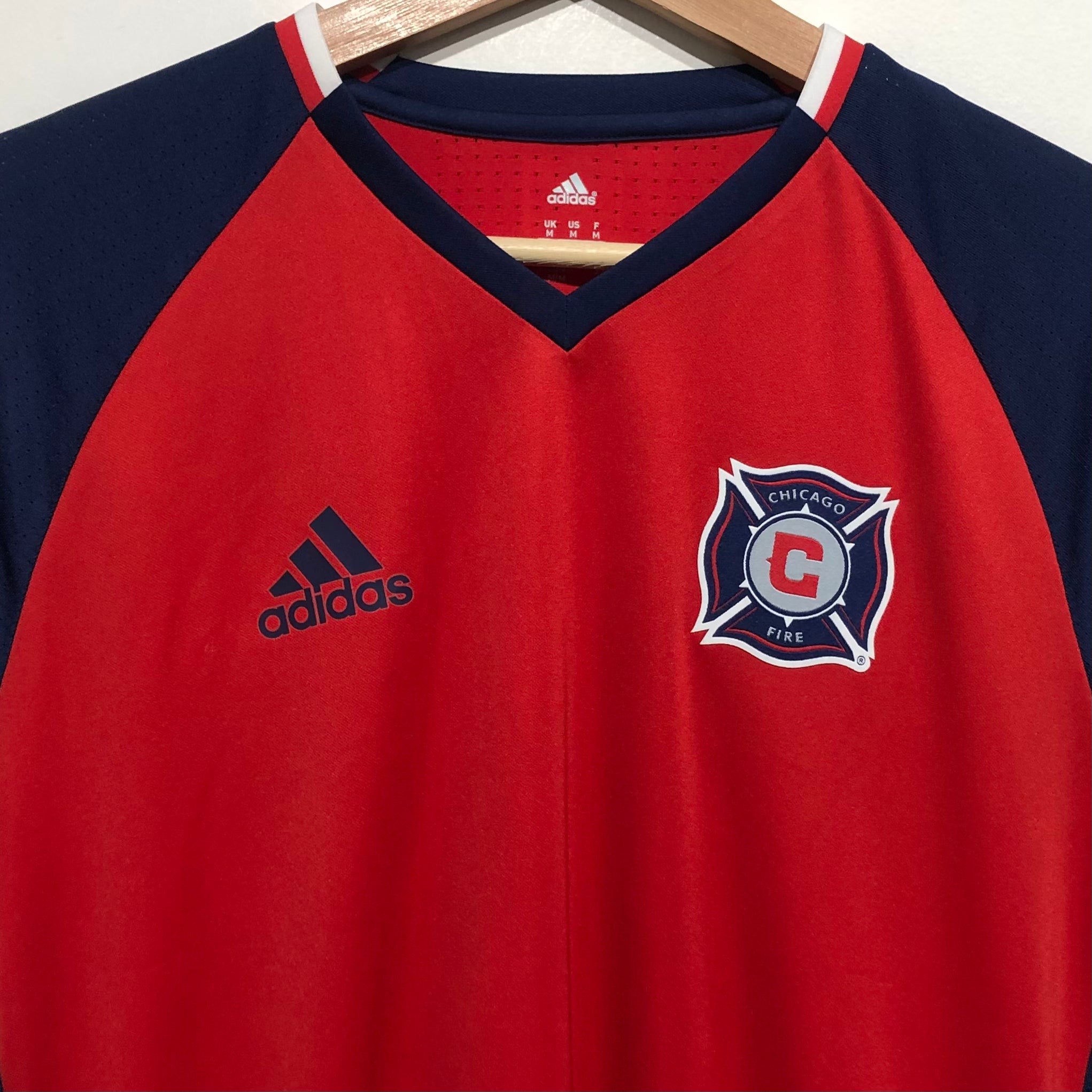 Adidas Youth Chicago Fire Primary Replica Jersey Size Medium Red